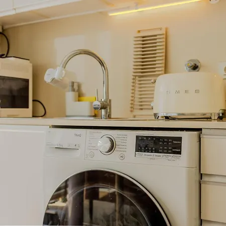 Luxury Garden Apartment Lisbon